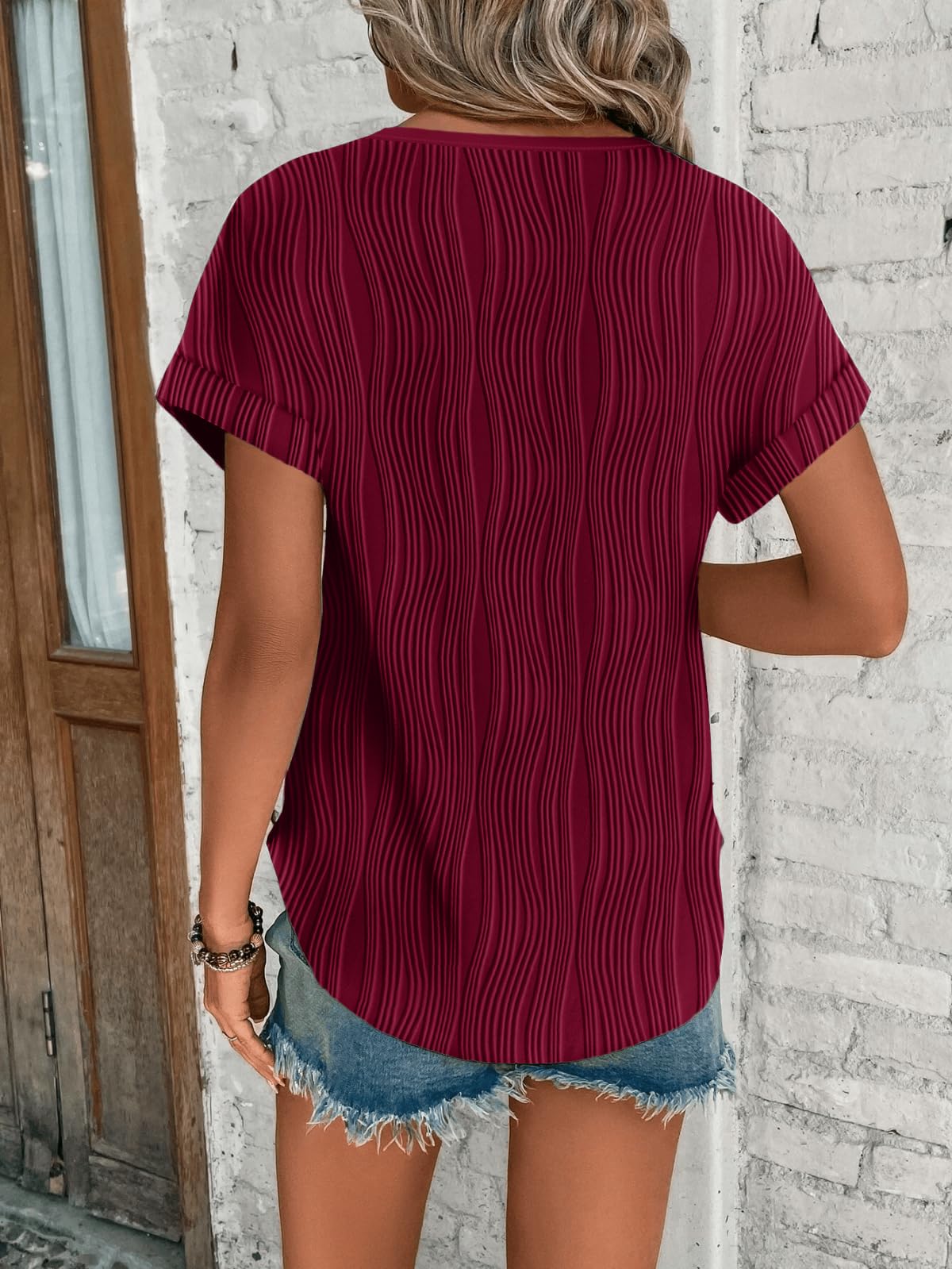 Womens Tops Eyelet Embroidery Summer Spring Crewneck Curved Hem 2025 Casual Cap Short Sleeve Tunic Trendy T Shirts